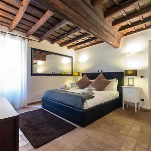 Deza Cozy Place In Monti Rome