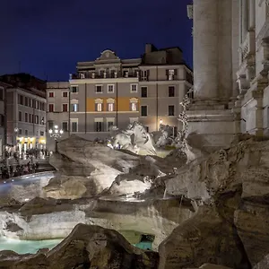 Trevi Ab Aeterno - Amazing View Of The Trevi Fountain Roma