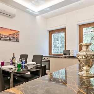 Casa de Férias First Class, Roma